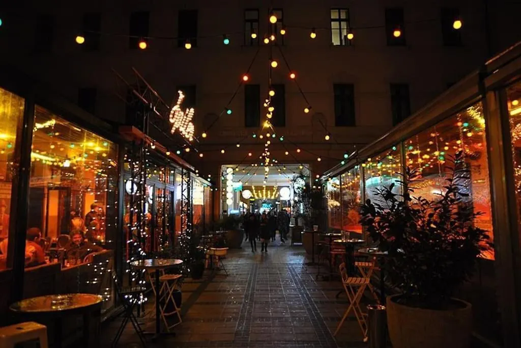 Zippy Home Of Harmony Budapest 0*,  Hungary