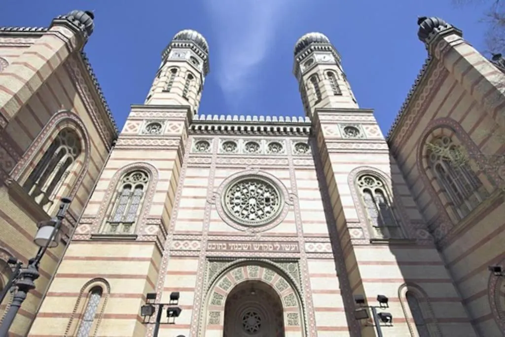 Zippy Home Of Harmony Budapest