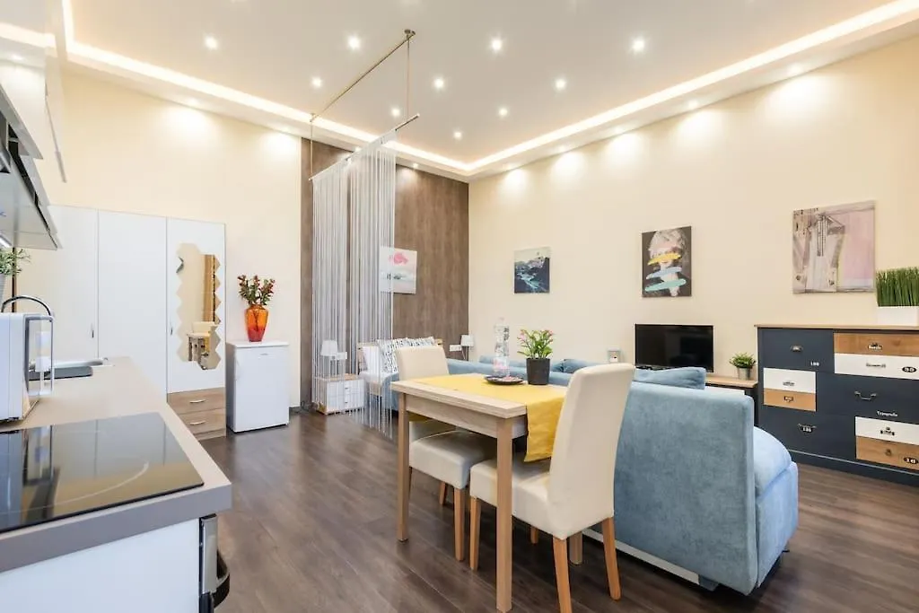 Zippy Home Of Harmony Budapest
